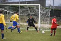 Foot : Le Pertuis prend le meilleur sur Sainte-Sigolène