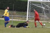 Foot : Le Pertuis prend le meilleur sur Sainte-Sigolène