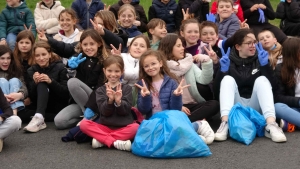 Yssingeaux : 400 scolaires ramassent une montagne de déchets