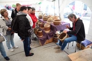 Saint-Pal-de-Mons : d&#039;extraordinaires créations sur le marché aux paniers