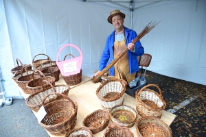 Saint-Pal-de-Mons : d&#039;extraordinaires créations sur le marché aux paniers