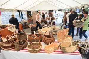 Saint-Pal-de-Mons : d&#039;extraordinaires créations sur le marché aux paniers