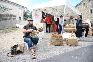 Saint-Pal-de-Mons : d&#039;extraordinaires créations sur le marché aux paniers