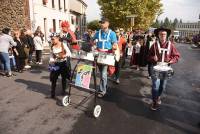 Bas-en-Basset : ambiance champêtre et colorée pour le défilé des chars