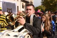 Bas-en-Basset : ambiance champêtre et colorée pour le défilé des chars