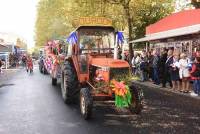 Bas-en-Basset : ambiance champêtre et colorée pour le défilé des chars