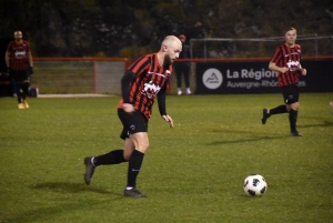 Foot, R1 : Espaly continue son cavalier seul