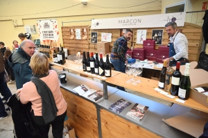 Yssingeaux : le Noël gourmand ouvre l&#039;appétit à la salle de la Coupe du monde