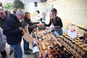 Yssingeaux : le Noël gourmand ouvre l&#039;appétit à la salle de la Coupe du monde