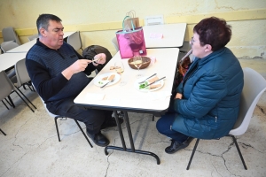 Yssingeaux : le Noël gourmand ouvre l&#039;appétit à la salle de la Coupe du monde