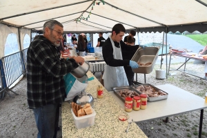 A Montregard, la soupe aux choux, c&#039;est l&#039;affaire des jeunes