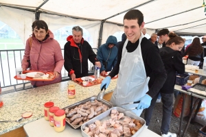 A Montregard, la soupe aux choux, c&#039;est l&#039;affaire des jeunes