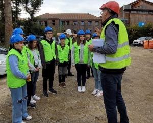 Monistrol-sur-Loire : les 3e SEGPA du collège du &quot;Château&quot; dans les Coulisses du bâtiment