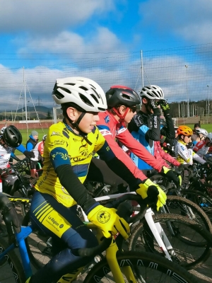 Cyclisme : le Vélo Club du Velay en déplacement au cyclo-cross de Méons