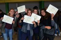 Le diplôme du brevet des collèges remis officiellement