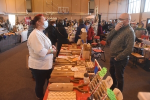 Bas-en-Basset : près de 70 exposants au marché de Noël d&#039;Anibal