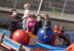 Montfaucon-en-Velay : à l&#039;école du cirque pour les élèves d&#039;Abel-Grimmer