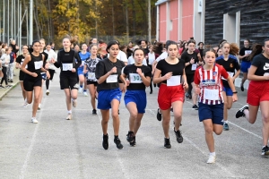 Dunières : 190 collégiens et 100 primaires du secteur au cross