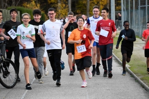 Dunières : 190 collégiens et 100 primaires du secteur au cross