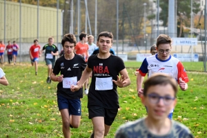 Dunières : 190 collégiens et 100 primaires du secteur au cross