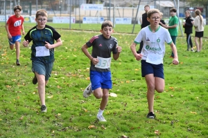 Dunières : 190 collégiens et 100 primaires du secteur au cross