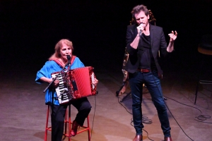 Saint-Julien-Chapteuil : un duo pour inaugurer le pôle culturel L&#039;Echappée