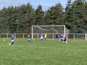 Les Villettes : les footballeurs U9-U10 avec de nouveaux maillots