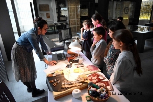 Retournac : 18 artisans d&#039;art vont démontrer leur savoir-faire ce week-end au Musée des manufactures de dentelles