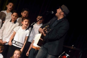 Saint-Maurice-de-Lignon : Yvan Marc et ses choristes en herbe séduisent le public