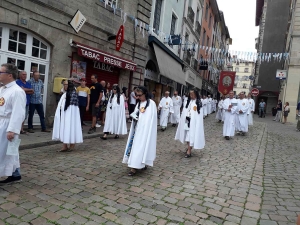 Puy-en-Velay : la Vierge Noire crève l&#039;écran pour l&#039;Assomption