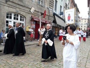 Puy-en-Velay : la Vierge Noire crève l&#039;écran pour l&#039;Assomption