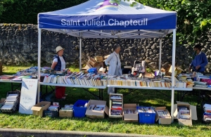 Saint-Julien-Chapteuil : plus de 220 exposants au vide-greniers