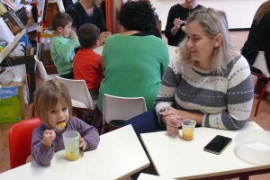 Grazac : une compote de pommes fait maison pour les écoliers