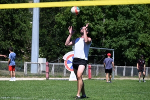 Yssingeaux : 21 équipes pour le premier tournoi de volley sur herbe