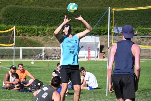 Yssingeaux : 21 équipes pour le premier tournoi de volley sur herbe