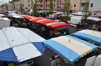 Les forains et les clients ont davantage plébiscité la place de la Victoire ce jeudi.