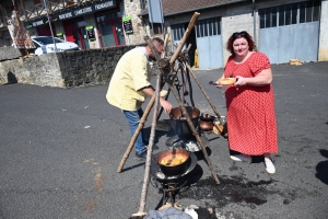 Lapte : un village gaulois installé sur la place de la mairie