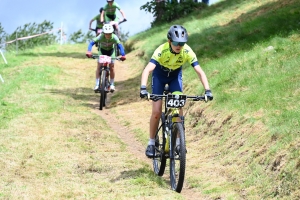 VTT à Montfaucon-en-Velay : la course des U15-U17