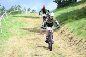 VTT à Montfaucon-en-Velay : la course des U15-U17