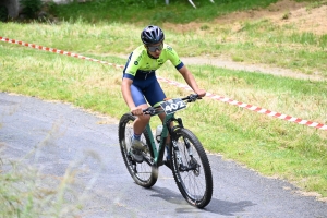 VTT à Montfaucon-en-Velay : la course des U15-U17