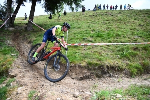 VTT à Montfaucon-en-Velay : la course des U15-U17