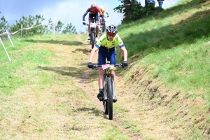 VTT à Montfaucon-en-Velay : la course des U15-U17