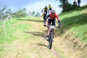 VTT à Montfaucon-en-Velay : la course des U15-U17