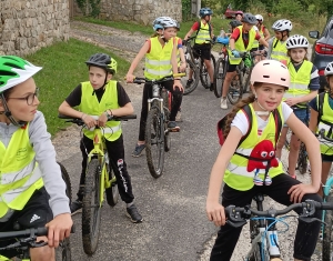 Monistrol-sur-Loire : les CM2 de l&#039;école Albert-Jacquard finissent le petit tour à vélo