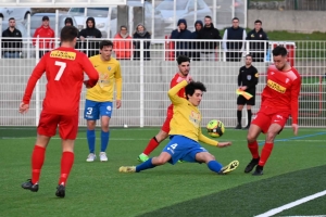 Foot, R2 : Monistrol a su se montrer patient contre Issoire