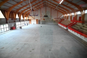 Monistrol-sur-Loire : un parquet tout neuf au gymnase du Mazel