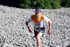 Anthony Cottier dans la Coulée de lave