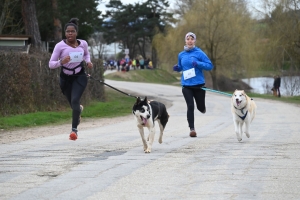 35 participants pour le premier canicross à Bas-en-Basset