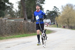 35 participants pour le premier canicross à Bas-en-Basset