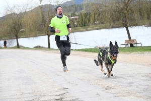 35 participants pour le premier canicross à Bas-en-Basset